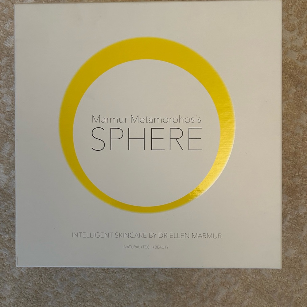 Marmur Metamorphosis Sphere Skincare Set LED light therapy